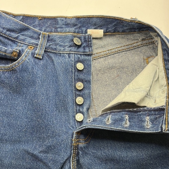 Levi’s Vintage 501 Size 7 - Picture 16 of 16